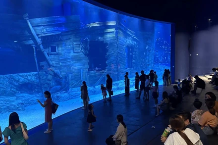 [Video] Thủy cung rộng 9.000m2 tại Hà Nội