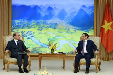 Thủ tướng Phạm Minh Chính tiếp Tổng Thư ký Ban An ninh Quốc gia Nhật Bản Akiba Takeo.