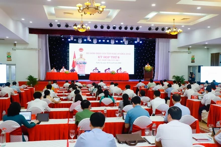 Hội đồng nhân dân tỉnh Nghệ An thông qua 5 Nghị quyết chuyên đề.