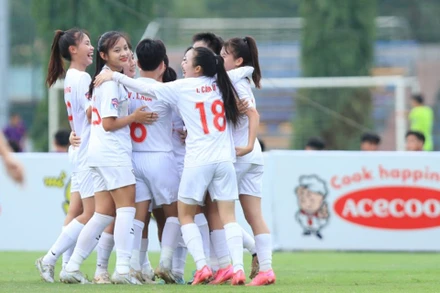 Phong Phú Hà Nam vô địch hai năm liên tiếp tại Giải U19 bóng đá nữ vô địch quốc gia. 