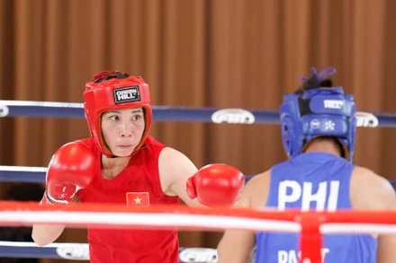 Hà Thị Linh giành Huy chương Vàng môn Boxing ở hạng cân 60-63kg. 