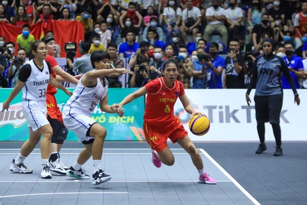 Đội tuyển bóng rổ nữ Việt Nam giành Huy chương Bạc nội dung 3x3 tại SEA Games 31. 
