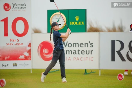 Lê Chúc An - Nữ golfer sinh năm 2008 thi đấu tự tin trong vòng đầu tiên của WAAP 2025. (Ảnh: VGA)
