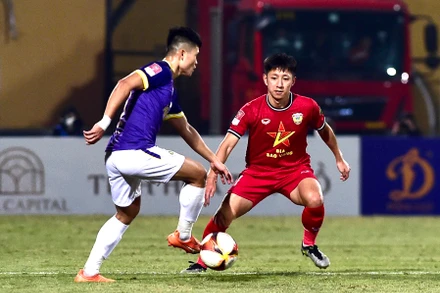 [Ảnh] Hòa Hà Nội, Hồng Lĩnh Hà Tĩnh thoát vị trí cuối bảng