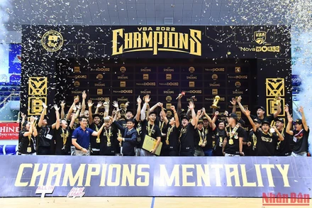 Thể hiện sức mạnh, Saigon Heat vô địch VBA 2022