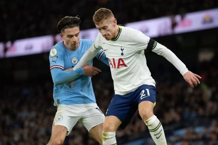 Manchester City đối đầu Tottenham là trận cầu tâm điểm trong ngày chủ nhật (3/12). 