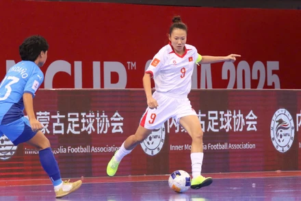 Thắng đậm Philippines, đội tuyển futsal nữ Việt Nam giành vé vào tứ kết. (Ảnh: VFF)