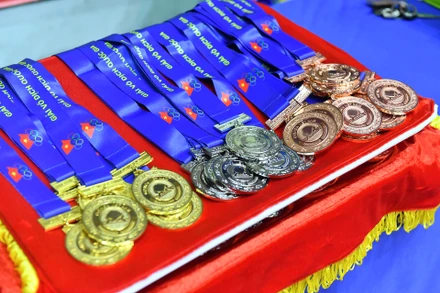 [Ảnh] Toàn cảnh Lễ bế mạc Giải vô địch bóng bàn quốc gia Báo Nhân Dân lần thứ 42