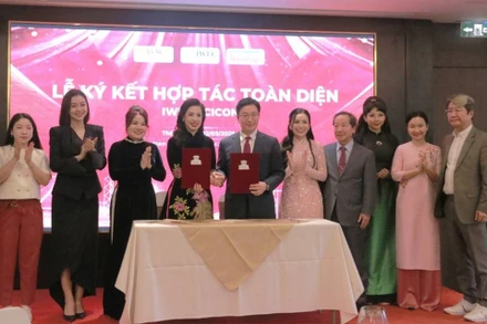 Lễ ký kết hợp tác toàn diện giữa Hội đồng Nữ Doanh nhân Quốc tế (IWEC) và CICON Hàn Quốc. 