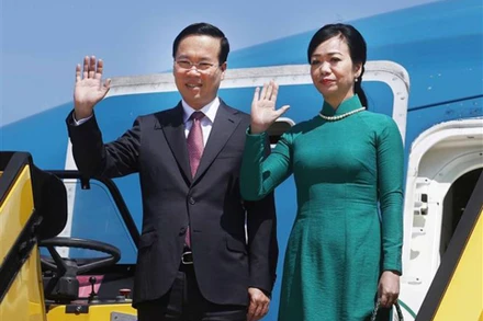 Chủ tịch nước Võ Văn Thưởng và Phu nhân. (Ảnh: TTXVN)