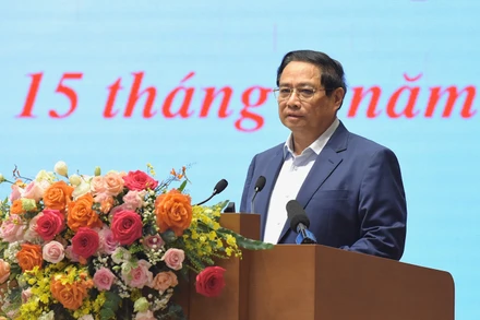 [Ảnh] Thủ tướng chủ trì Hội nghị tháo gỡ khó khăn, thúc đẩy sản xuất, tiêu thụ xi-măng, sắt thép và vật liệu xây dựng