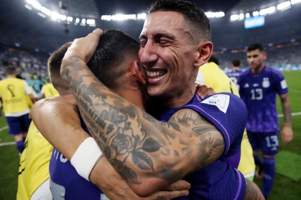 Nhìn lại World Cup ngày thứ 11: Argentina trở lại vị thế, Australia đột phá vòng bảng