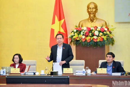 Phó Chủ tịch Thường trực Quốc hội Trần Thanh Mẫn phát biểu ý kiến. 