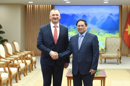 Thủ tướng Phạm Minh Chính tiếp đón Bộ trưởng Nội vụ Cộng hòa Belarus Ivan Vladimirovich Kubrakov.