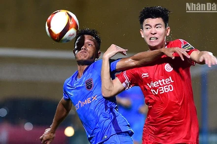 [Ảnh] Viettel vươn lên vị trí thứ 4 bảng xếp hạng