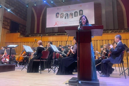 Điều phối viên thường trú của Liên Hợp Quốc tại Việt Nam Pauline Tamesis phát biểu tại sự kiện.