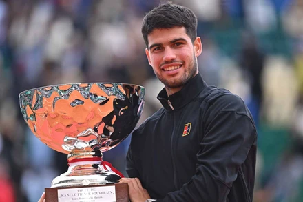 Carlos Alcaraz đăng quang tại Monte Carlo Masters 2025. (Ảnh: ATP)
