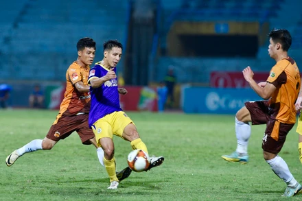 [Ảnh] Hà Nội cắt đứt mạch 9 trận thăng hoa của Hoàng Anh Gia Lai