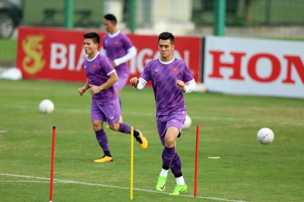 Tiến Linh trong buổi tập chiều 1/1 của đội tuyển Việt Nam. (Ảnh: VFF)