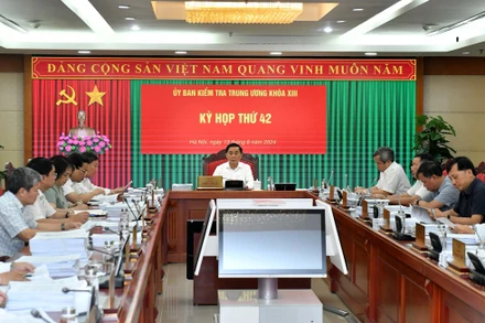 Quang cảnh Kỳ họp thứ 42 của Ủy ban Kiểm tra Trung ương. (Ảnh: ĐĂNG KHOA)