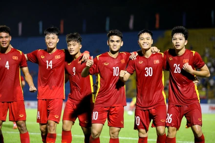 Với 2 chiến thắng liên tiếp, U19 Việt Nam chắc chắn giành quyền chơi trận chung kết. (Ảnh: VFF)