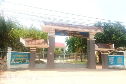 Trường trung học cơ sở Lê Hồng Phong, xã Ea Huar, huyện biên giới Buôn Đôn, nơi cháu H.B.A.Y học sinh lớp 7A bị ngất xỉu trong giờ học thể dục và tử vong sau đó.