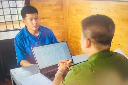 Ông Bạch Biên Hòa tại Cơ quan Công an. (Ảnh: SỸ ĐỨC)