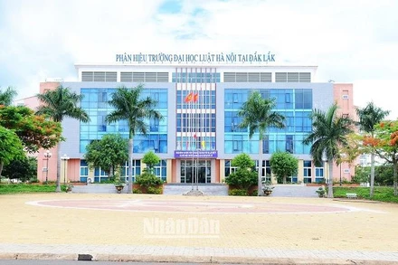 Phân hiệu Trường Đại học Luật Hà Nội tại tỉnh Đắk Lắk.