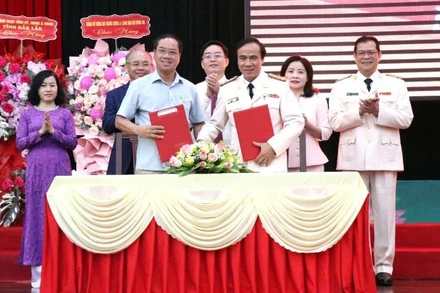 Công an tỉnh Đắk Lắk ký kết nhận bàn giao chức năng, nhiệm vụ quản lý Nhà nước đối với năm lĩnh vực.