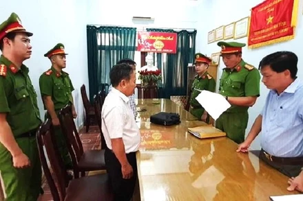 Cơ quan Cảnh sát điều tra Công an thành phố Buôn Ma Thuột thi hành quyết định khởi tố vụ án, khởi tố bị can đối với các đối tượng liên quan.