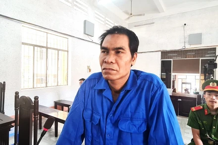 Bị cáo Y Krếc Byă tại phiên tòa.