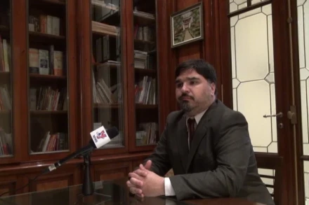 Giáo sư Ezequiel Ramoneda. (Ảnh: Diệu Hương/Vietnam+)