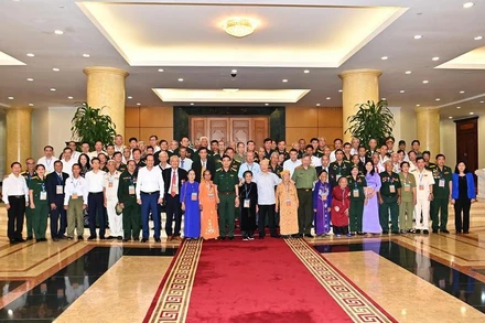 Hình ảnh Tổng Bí thư Nguyễn Phú Trọng gặp mặt đại biểu người có công với cách mạng tiêu biểu toàn quốc