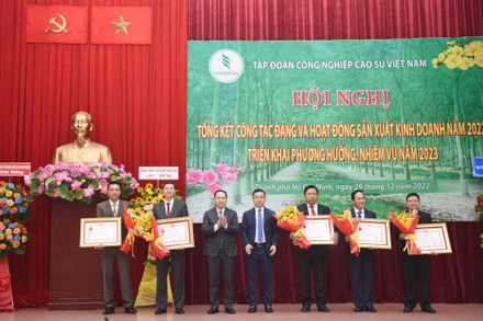 Hội nghị Tổng kết công tác Đảng và hoạt động sản xuất kinh doanh năm 2022, triển khai phương hướng, nhiệm vụ năm 2023 của Tập đoàn Công nghiệp Cao-su Việt Nam. (Ảnh: vnrubbergroup.com)