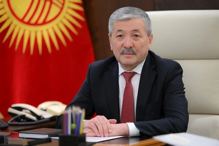 Thủ tướng Cộng hòa Kyrgyzstan Adylbek Kasimalyev.