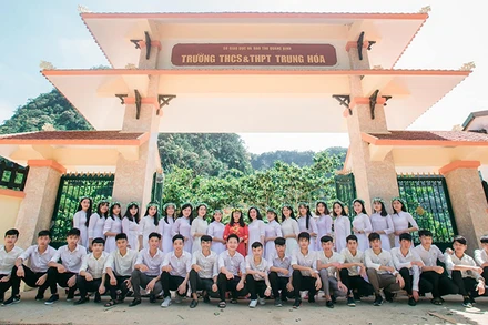 Học sinh Trường THCS và THPT Trung Hóa, Quảng Bình. (Ảnh: http://quangbinh.edu.vn/)