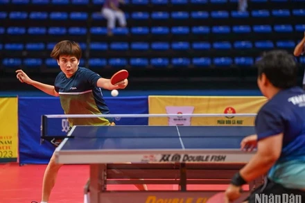 Nguyễn Khoa Diệu Khánh lọt vào trận chung kết vòng loại bóng bàn Olympic Paris 2024.