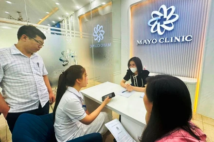 Cơ sở thẩm mỹ MAYO.