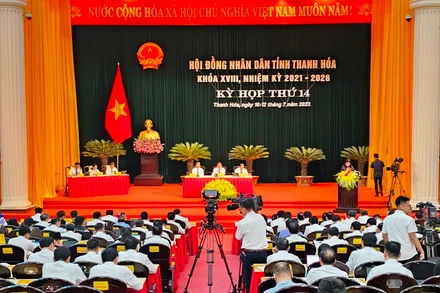 Quang cảnh kỳ họp Hội đồng nhân dân tỉnh Thanh Hóa lần thứ 14.