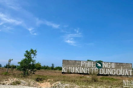 Công ty TNHH Lý Tuấn vận chuyển 167.399,5m³ từ bãi Phi Long, khu kinh tế Dung Quất để tập kết tại Cảng Quân sự Kỳ Hà, với mục đích mang đi bán.