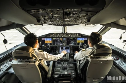 Tình trạng động cơ bị lỗi dẫn tới thiếu hụt máy bay có nguy cơ khiến vé máy bay trong dịp cao điểm hè sắp tới khan hiếm và đắt đỏ hơn.