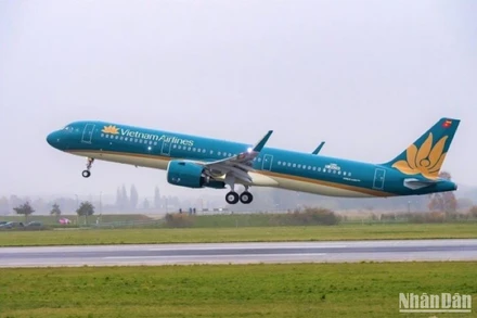 Trong tháng 5/2025, Vietnam Airlines khai thác hai đường bay quốc tế giữa Hà Nội với hai điểm đến mới của Ấn Độ là Bengaluru và Hyderabad bằng tàu bay Airbus A321.