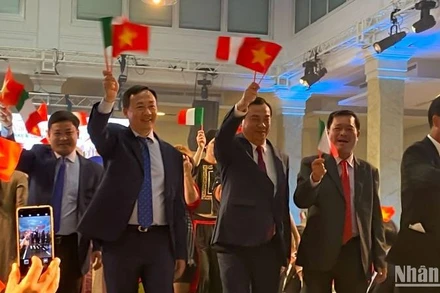 Với đường bay thẳng giữa Hà Nội và Milan, các hoạt động giao lưu văn hóa, du lịch và kinh tế sẽ có động lực to lớn để phát triển trong tương lai.