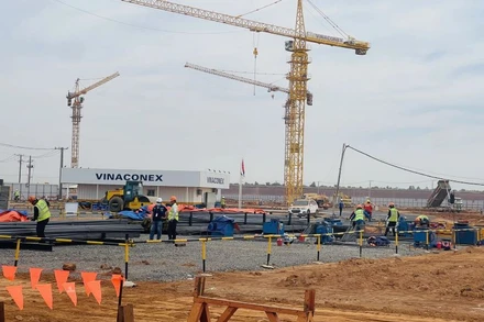 Các đơn vị đang gấp rút triển khai thi công giai đoạn I dự án Cảng Hàng không quốc tế Long Thành.