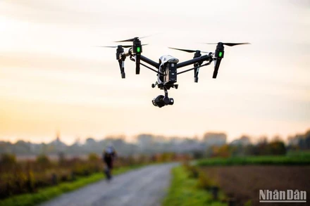 Vật thể bay không người lái uy hiếp an toàn bay khu vực sân bay Nội Bài.