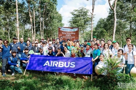 Airbus, CCIFV và Trung tâm Gaia khởi động dự án "Rừng cộng đồng" tại Khu Dự trữ sinh quyển Đồng Nai.