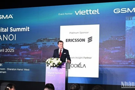 Ông Julian Gorman, Giám đốc khu vực châu Á-Thái Bình Dương của GSMA, phát biểu ý kiến.