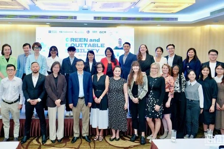 Các diễn giả tham dự hội nghị về di chuyển xanh và bình đẳng giới (GEM).
