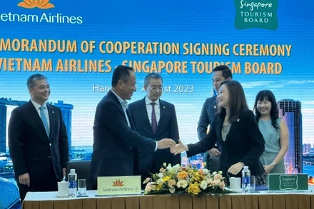 Tổng công ty Hàng không Việt Nam (Vietnam Airlines) và Tổng cục Du lịch Singapore chính thức ký hợp tác trong 2 năm (giai đoạn 2023-2025).