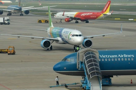 Giá vé máy bay (cả quốc tế và nội địa) đều được thực hiện theo cơ chế linh hoạt với nhiều dải giá, tùy tình hình thị trường, điều kiện vé, thời điểm xuất vé,...